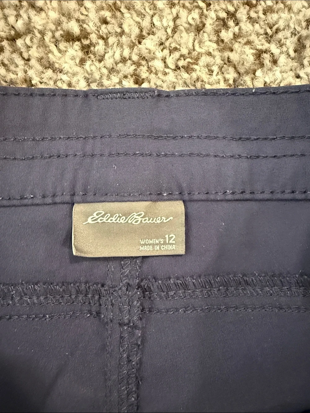 Eddie Bauer Rainier Navy Women's Shorts 12 - Picture 5 of 6